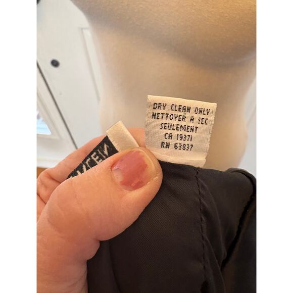 Vintage Ann Klein II Velour Velvet Little Black Bodycon Dress Size 4 - Picture 11 of 11